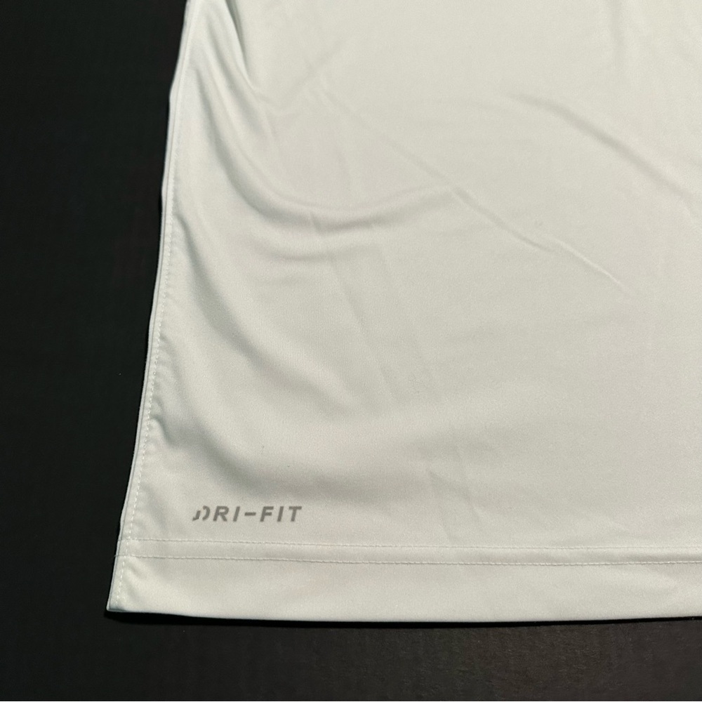 Nike Dri-Fit Golf Polo Shirt - Picture 4 of 5